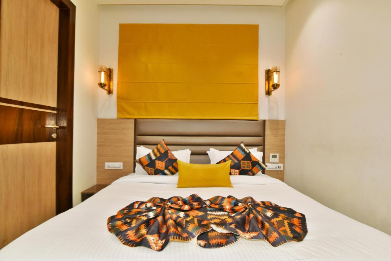 Hotel Infa Amritsar Exterior foto