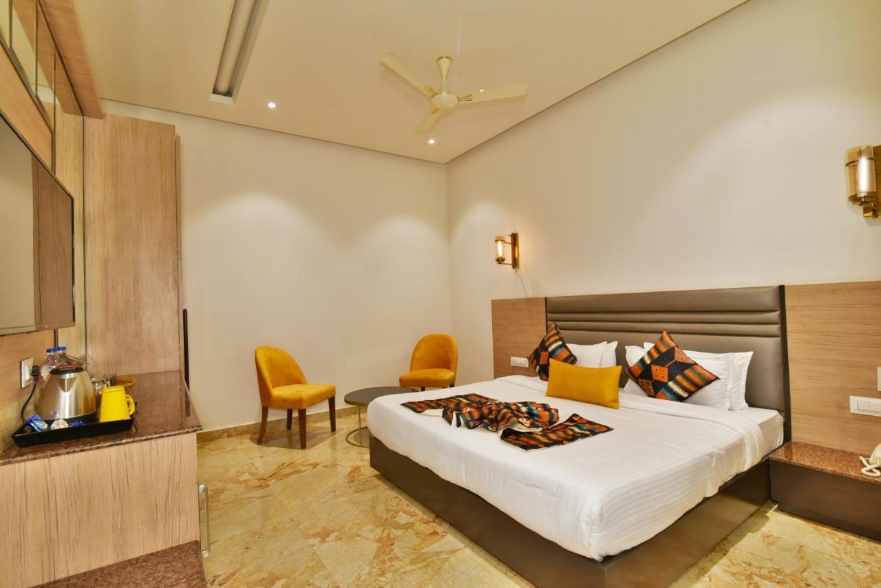 Hotel Infa Amritsar Exterior foto